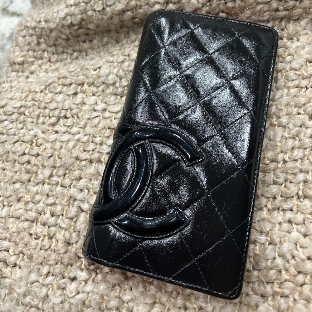 Chanel Authentic Black/ Pink Cambon Ligne wallet
